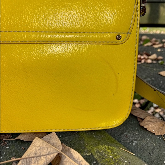 Kate Spade Wellesley Yellow Leather Flap Crossbody Polka Dot Lining - Picture 8 of 10